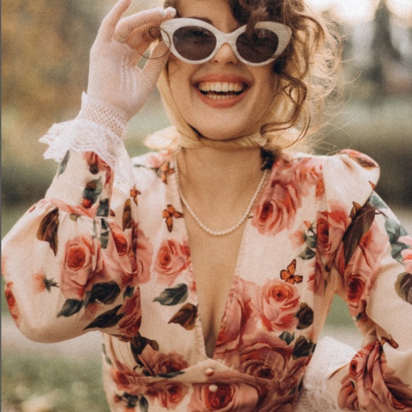 Long sleeve Floral Dress - Picture 4 of 8